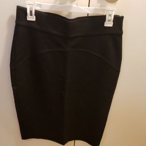 Diane von Furstenburg black pencil skirt